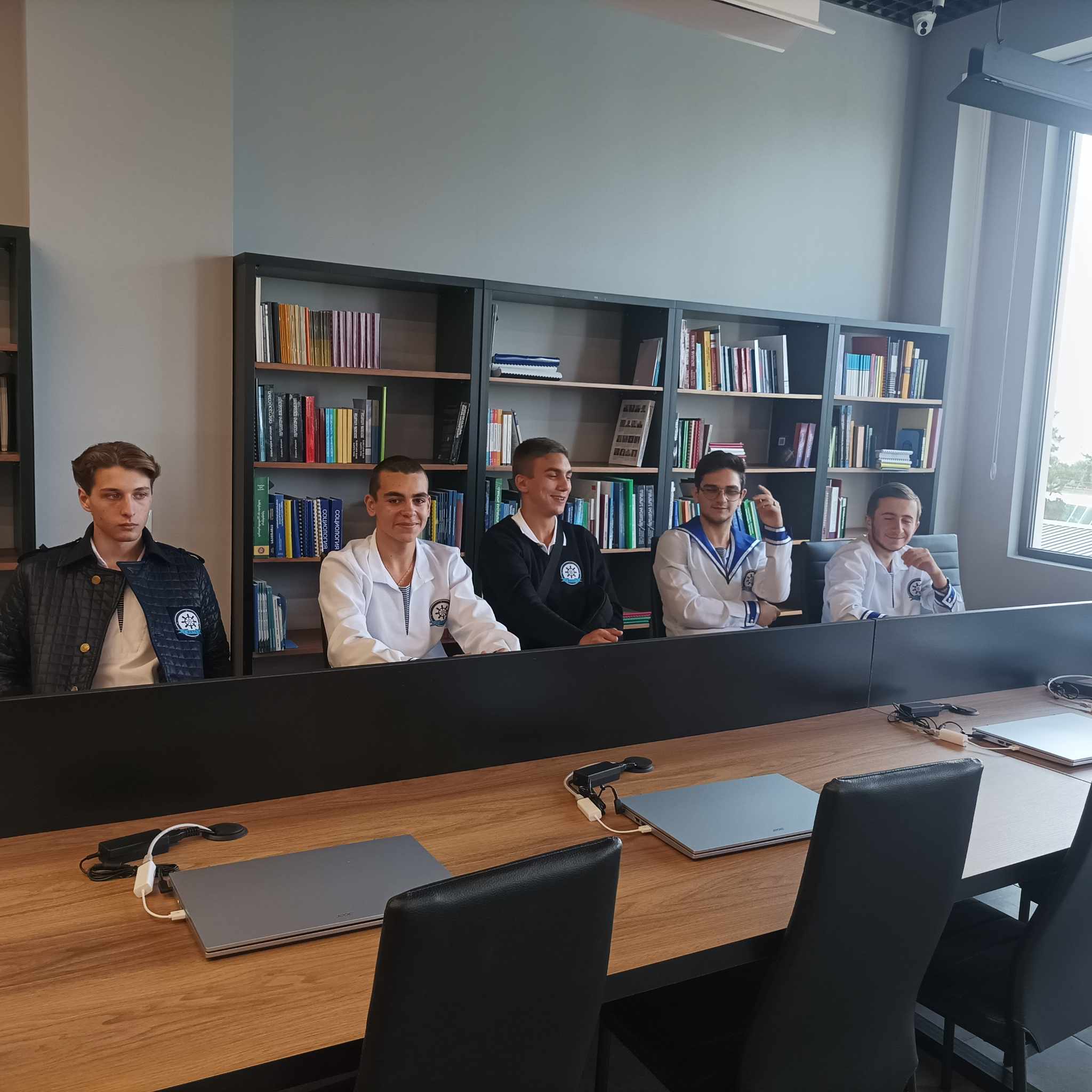 შეხვედრა მოსწავლეებთან 2