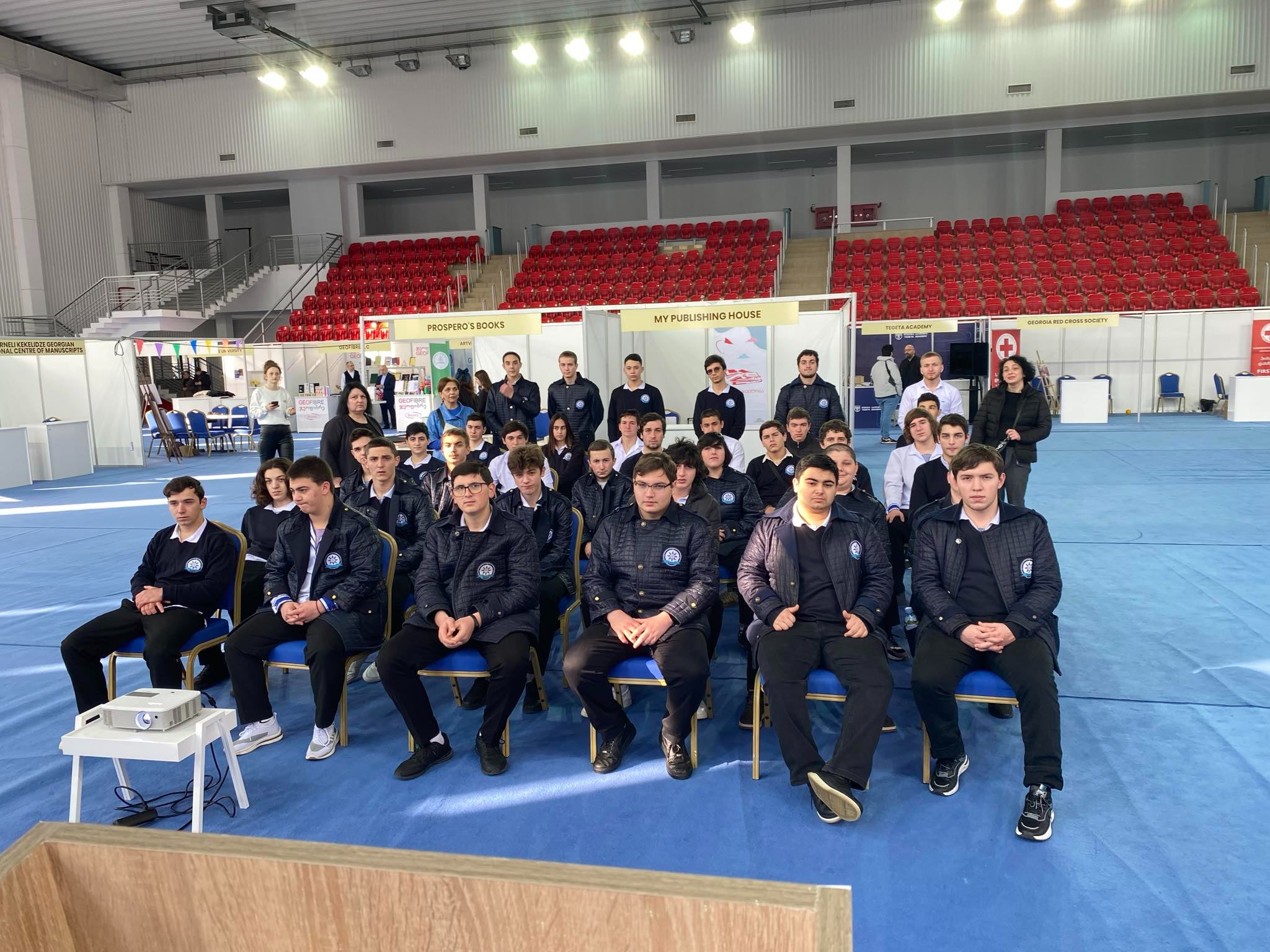 431168320 385441440910140 6283632038139338888 n